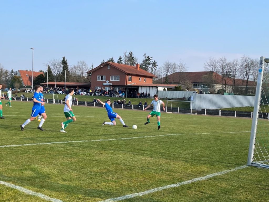 Hier trifft Julian Rossberg zum 4:0.